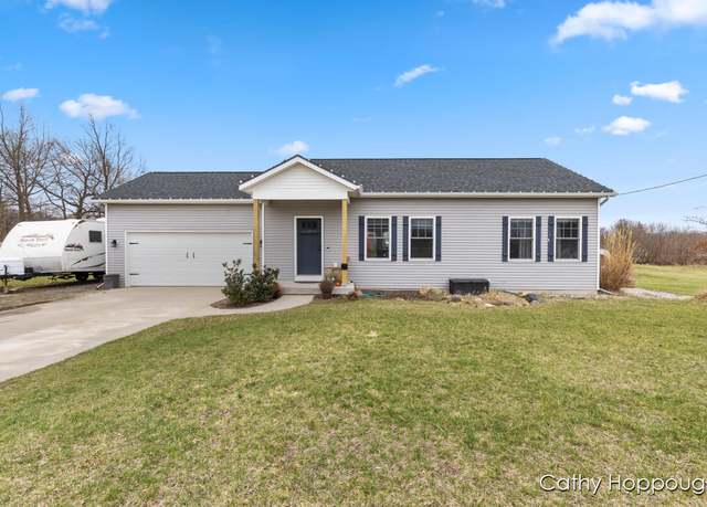 Property at 9527 Levi Dr, Clarksville, MI 48815, 4 beds, 2 baths