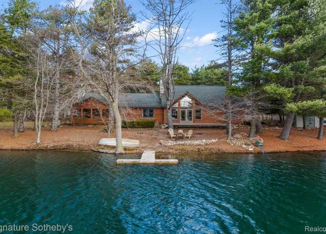 Property at 7699 Minnick Rd, Harbor Beach, MI 48441, 3 beds, 2 baths