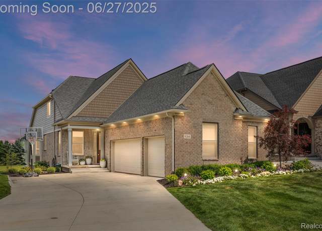 Property at 8264 Stoney Creek Dr, South Lyon, MI 48178, 4 beds, 3.5 baths