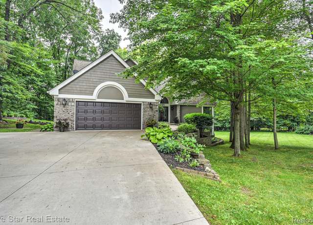 Property at 1150 Rolling Pines Dr, Ortonville, MI 48462, 3 beds, 3 baths