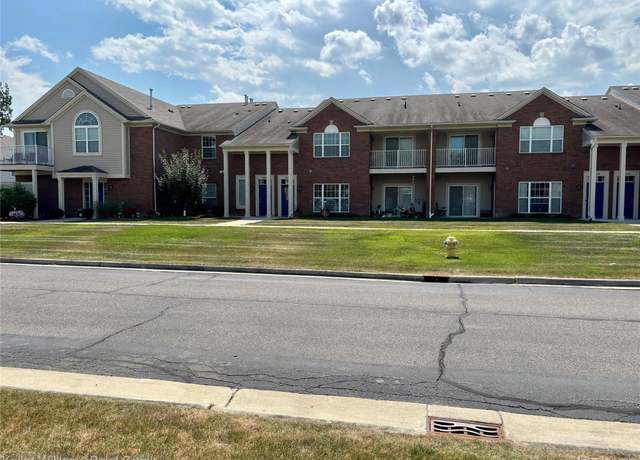 Property at 28244 S Pointe Ln, New Baltimore, MI 48051, 2 beds, 2 baths
