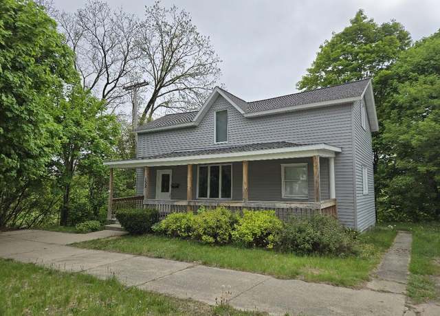Property at 132 N Stewart St, Big Rapids, MI 49307, 4 beds, 2 baths