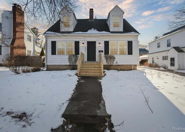 Property at 602 Glenhaven Ave, East Lansing, MI 48823, 3 beds, 2 baths