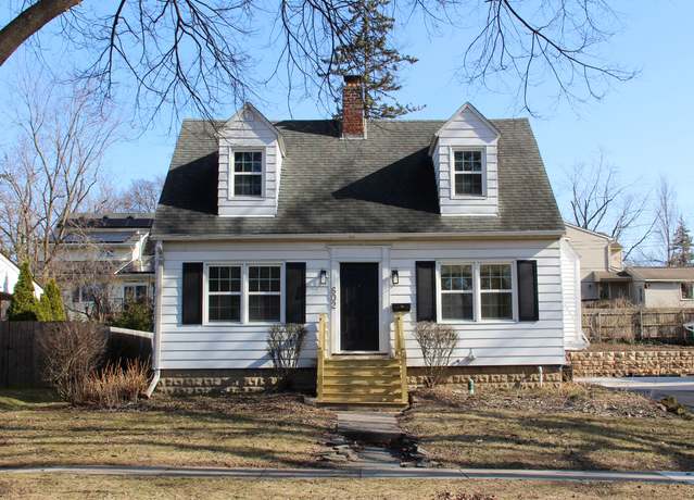 Property at 602 Glenhaven Ave, East Lansing, MI 48823, 3 beds, 2 baths