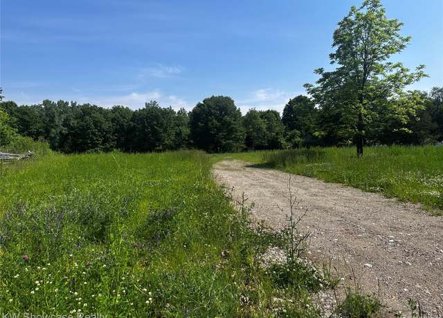 Property at 9339 Spicer Rd, Brighton, MI 48116