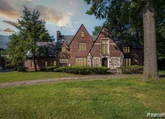 Property at 19565 Cumberland Way Way, Detroit, MI 48203, 5 beds, 3.5 baths