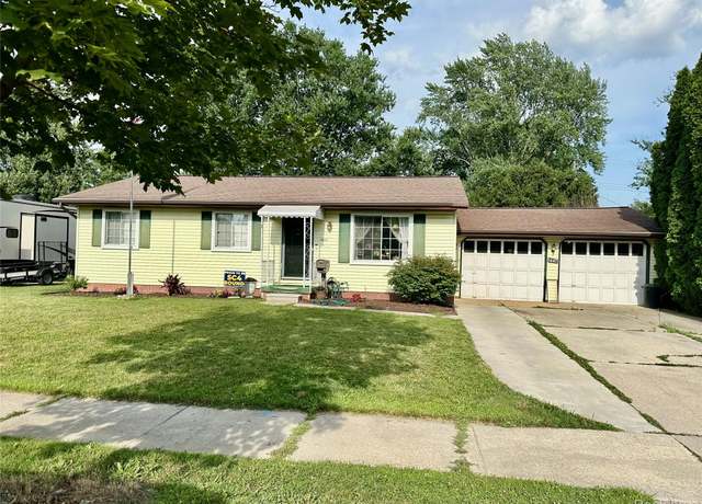Property at 1447 Colorado St, Marysville, MI 48040, 4 beds, 2 baths