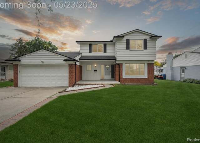 Property at 30306 Gruenburg Dr, Warren, MI 48092, 4 beds, 2.5 baths