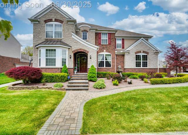 Property at 2042 Town Center Rd, Canton, MI 48188, 5 beds, 4.5 baths
