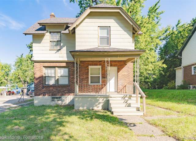 Property at 207 Oliver St, Pontiac, MI 48342, 3 beds, 1 bath