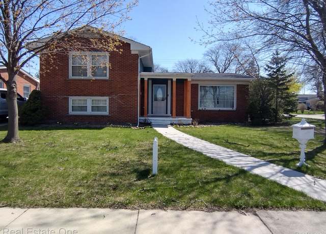 Property at 1981 Westfield Rd, Trenton, MI 48183, 3 beds, 2.5 baths