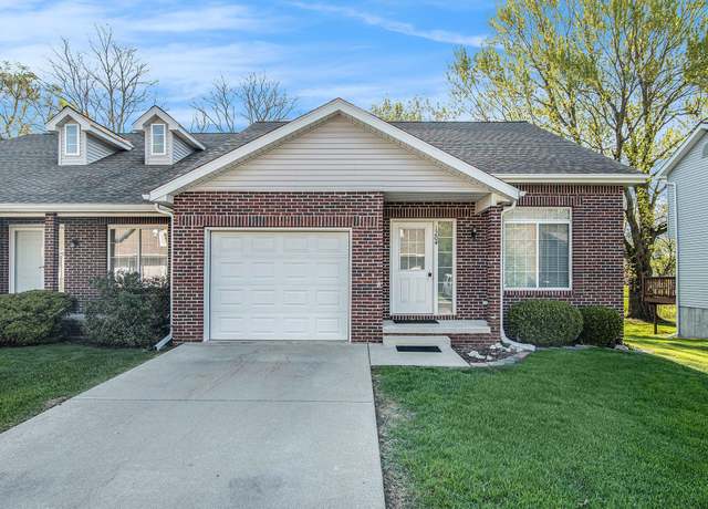 Property at 1204 Eastoak Dr, Fenton, MI 48430, 2 beds, 1.5 baths