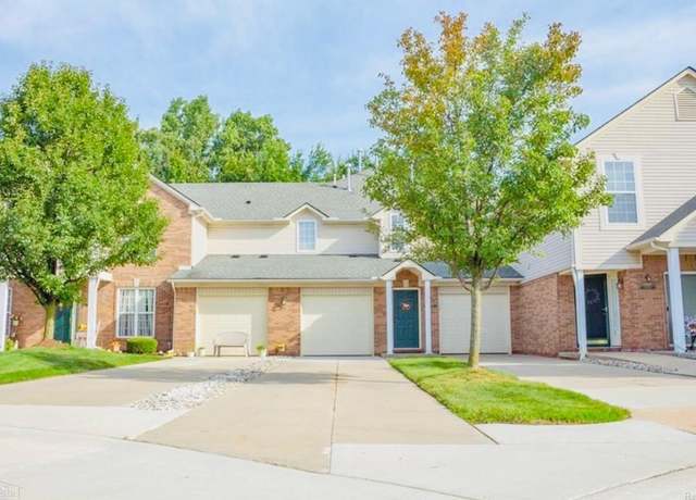 Property at 21083 Cooper Dr, Macomb, MI 48044, 2 beds, 2 baths