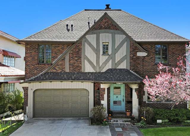 Property at 2758 Military St, Port Huron, MI 48060, 4 beds, 3 baths