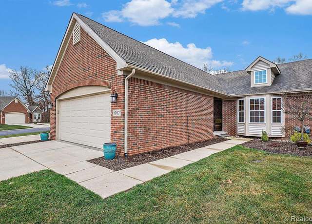 Property at 1902 Egret Pointe, Genoa Twp, MI 48843, 2 beds, 2 baths