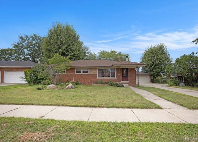 Property at 24755 Hill Ave, Warren, MI 48091, 3 beds, 1.5 baths
