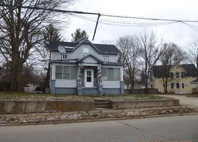 Property at 327 S 3rd St, Niles, MI 49120, 4 beds, 2 baths