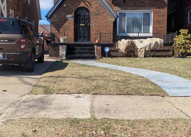 Property at 19205 Woodingham Dr, Detroit, MI 48221, 3 beds, 1.5 baths