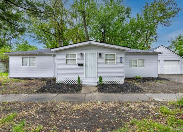 Property at 15641 Pickford St, Detroit, MI 48235, 3 beds, 1 bath