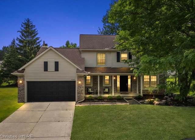 Property at 42683 Wimbleton Way, Novi, MI 48377, 4 beds, 2.5 baths