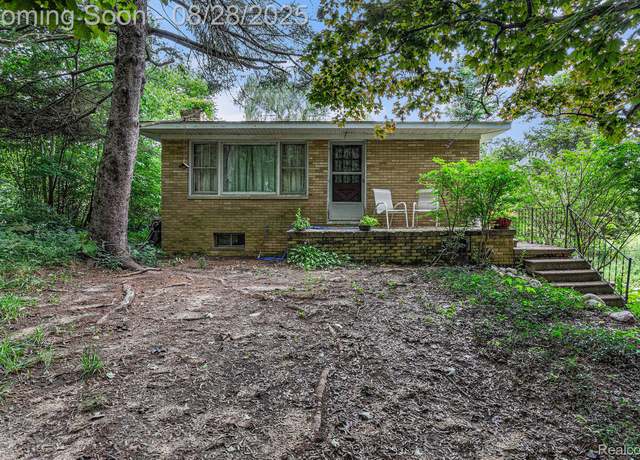 Property at 548 Munger Rd, Holly Village, MI 48442, 3 beds, 2 baths