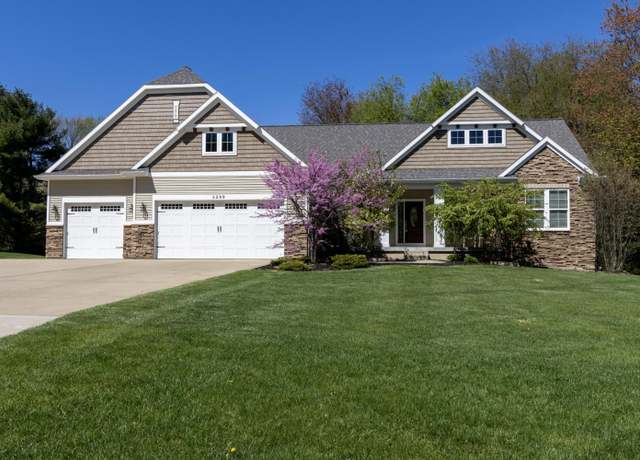 Property at 3269 Hopewell Ct NE, Rockford, MI 49341, 5 beds, 3.5 baths