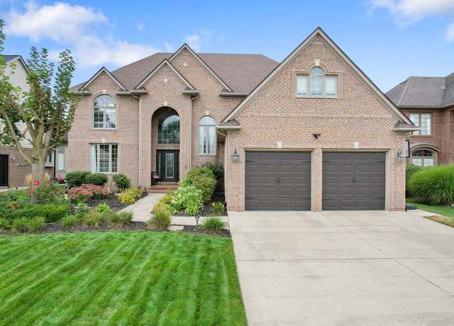 Property at 50600 Koss Dr, Macomb, MI 48044, 4 beds, 3.5 baths
