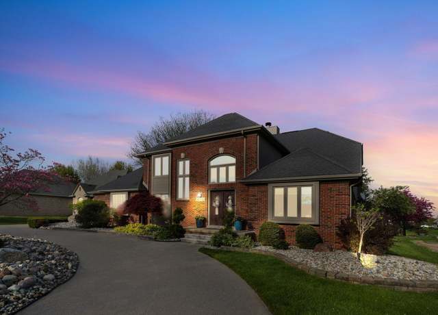 Property at 47352 Dove Ct, Shelby Twp, MI 48315, 4 beds, 3 baths