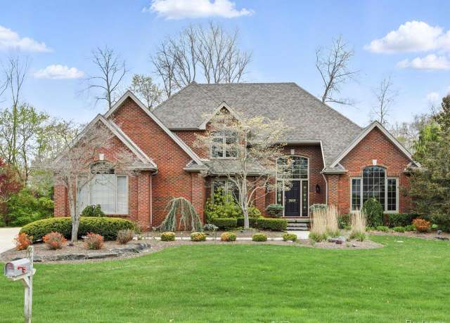 Property at 2849 Shorewood Blvd, Fort Gratiot, MI 48059, 3 beds, 2.5 baths