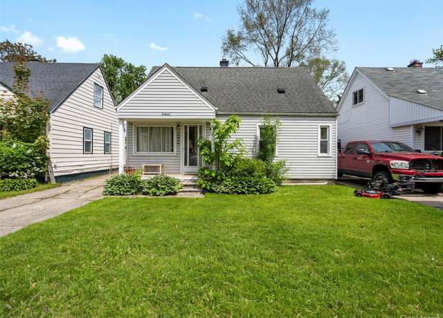 Property at 26066 Dartmouth St, Royal Oak, MI 48071, 3 beds, 1.5 baths