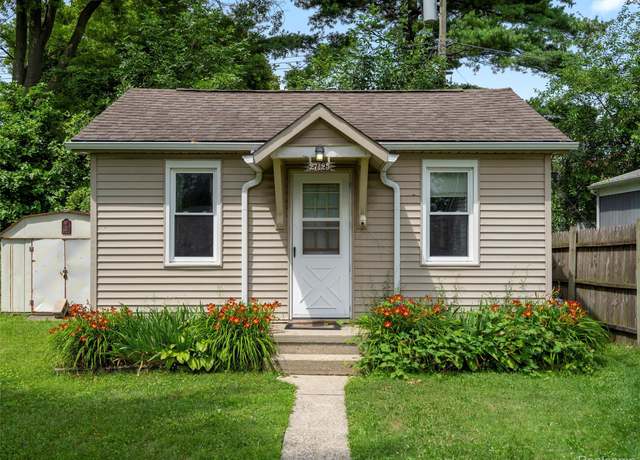Property at 27125 Hampden St, Madison Heights, MI 48071, 1 bed, 1 bath