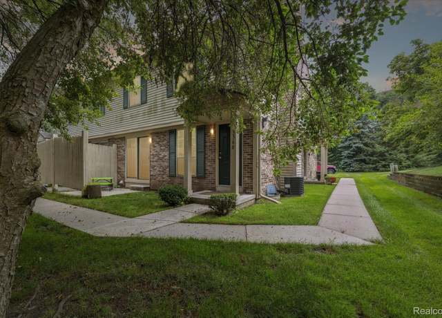 Property at 3368 Gingell Dr, Orion Charter Township, MI 48359, 2 beds, 1.5 baths
