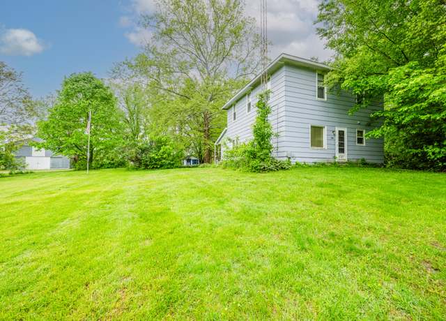 Property at 8324 Hagar Shore Rd Rd, Watervliet, MI 49098, 4 beds, 1 bath