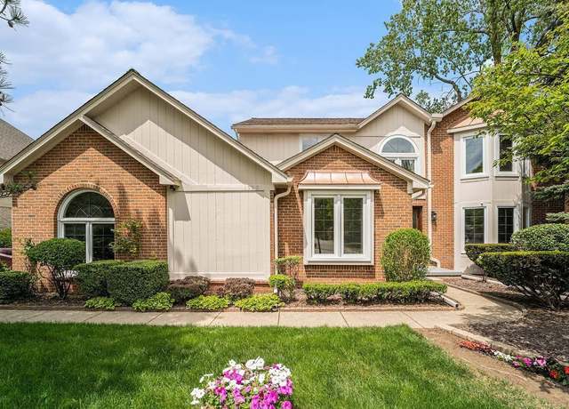 Property at 1590 Picadilly Dr, Troy, MI 48084, 4 beds, 3.5 baths