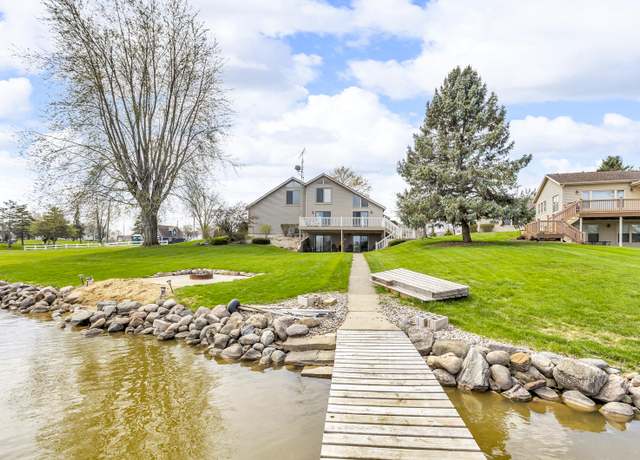 Property at 9015 Kingsley Dr, Onsted, MI 49265, 3 beds, 2.5 baths