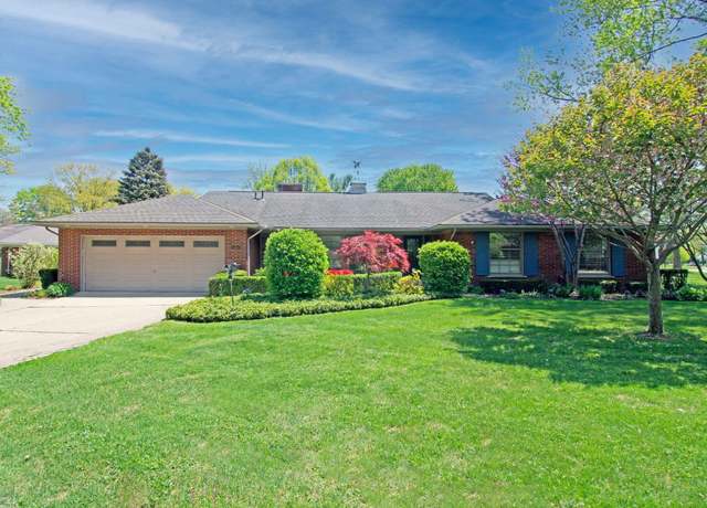 Property at 626 S Higbie Pl, Grosse Pointe Woods, MI 48236, 3 beds, 3 baths