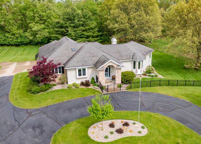 Property at 4730 Hidden Shores Dr, Kalamazoo, MI 49048, 3 beds, 3 baths
