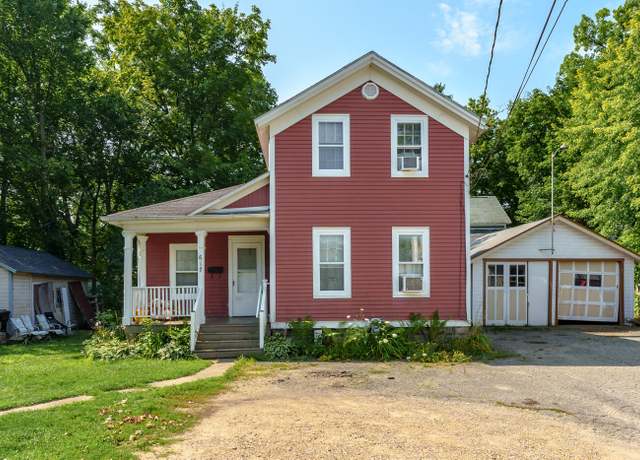 Property at 617 Wheaton Ave, Kalamazoo, MI 49008, 3 beds, 2 baths