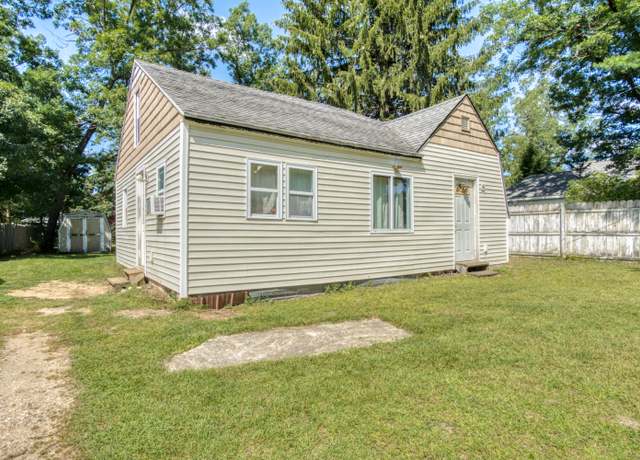 Property at 759 Lynn St, Baldwin, MI 49304, 2 beds, 1 bath