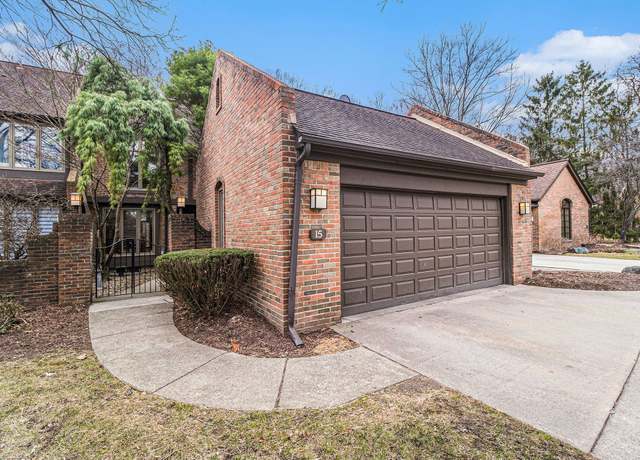 Property at 15 Timberlane Ct, Dearborn, MI 48126, 3 beds, 2.5 baths