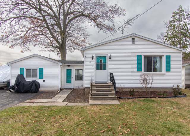Property at 861 S Lakeside Dr, Michigan Center, MI 49254, 3 beds, 2 baths