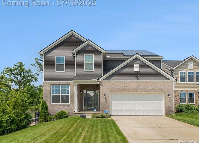 Property at 9301 White Tail Dr, Ypsilanti, MI 48197, 4 beds, 2.5 baths