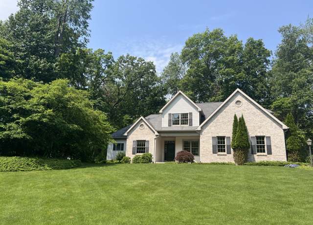 Property at 5254 Shane St, Kalamazoo, MI 49009, 4 beds, 3 baths