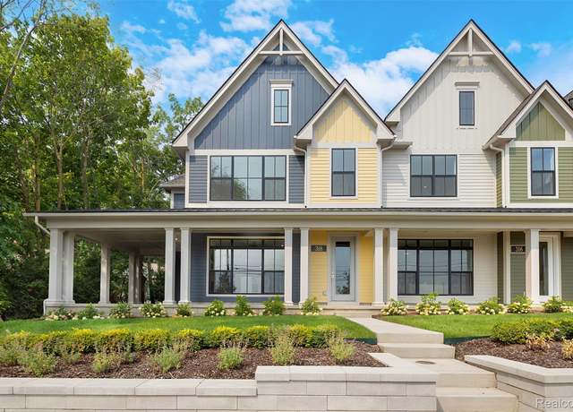 Property at 318 S Center St, Northville, MI 48167, 3 beds, 2.5 baths