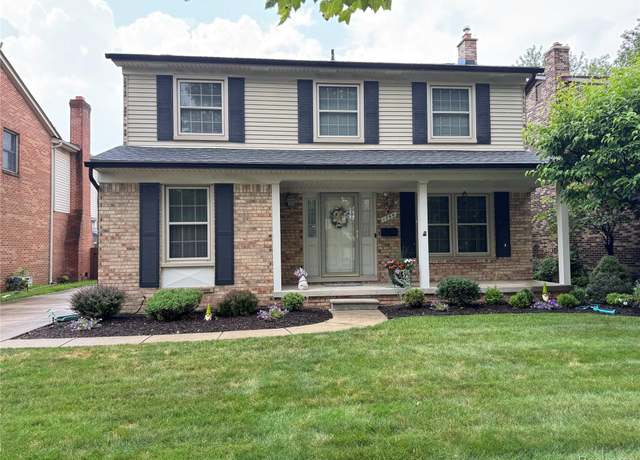 Property at 1755 Robindale Ave, Dearborn, MI 48128, 5 beds, 3.5 baths