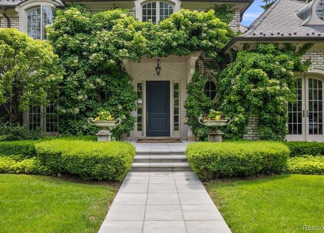 Property at 630 Vaughan Rd, Bloomfield Hills, MI 48304, 5 beds, 7.5 baths