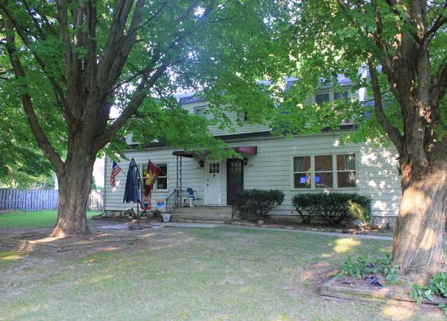 Property at 2393 Adventure Path Path, Shoreham Village, MI 49085, 4 beds, 2 baths