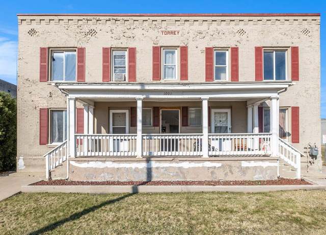 Property at 1001 N Saginaw St, Flint, MI 48503, 8 beds, 8 baths