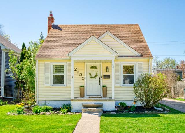 Property at 2125 Franklin Rd, Berkley, MI 48072, 3 beds, 1 bath
