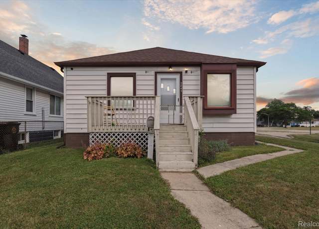 Property at 2843 5th St, Trenton, MI 48183, 2 beds, 1 bath
